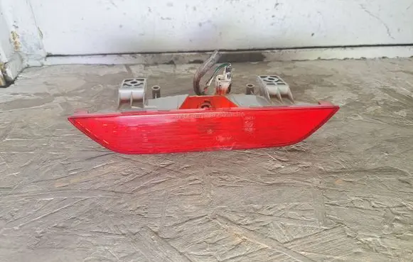 Hyundai Getz Third/center stoplight 927501C0