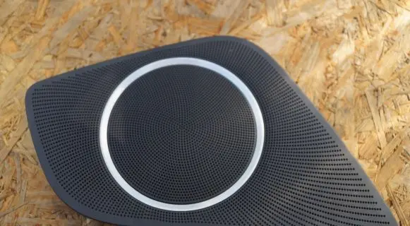 Audi A5 8T 8F Front door speaker cover trim 8T0035420A