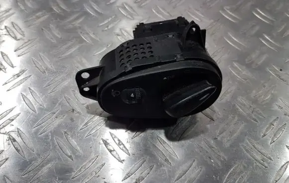 Ford Focus Light switch 98AG13A024HG