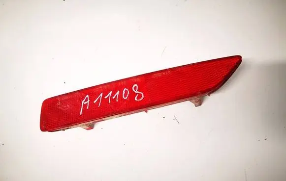 Honda CR-V Rear tail light reflector P6368