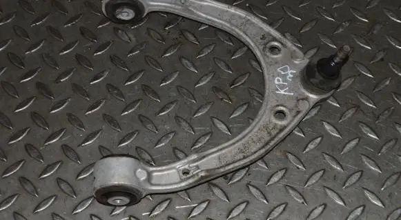 Volkswagen Touareg II Front lower control arm/wishbone
