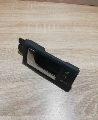 Audi A6 S6 C4 4A Front door interior handle 4A0837019B