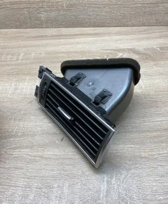 Audi A6 S6 C6 4F Dashboard side air vent grill/cover trim 4F1820902B