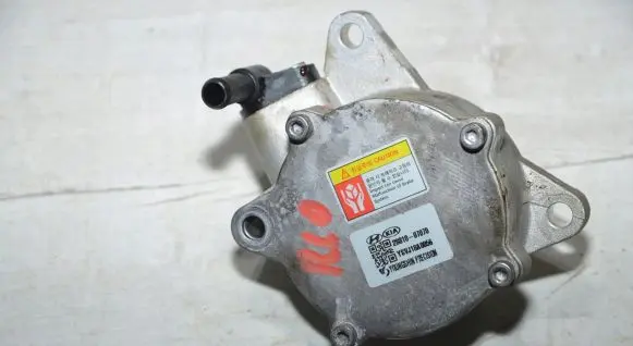 KIA Rio Vacuum pump 2881007070