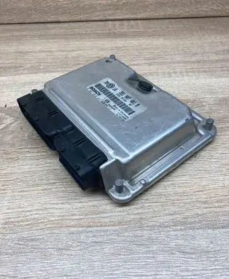 Volkswagen PASSAT B5.5 Engine control unit/module ECU 3B1907401B 0281010447