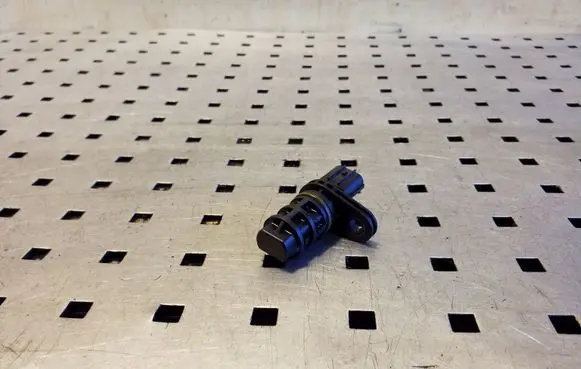 Chevrolet Captiva Crankshaft position sensor 25183319