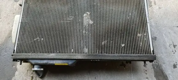 Subaru Legacy Radiator support slam panel