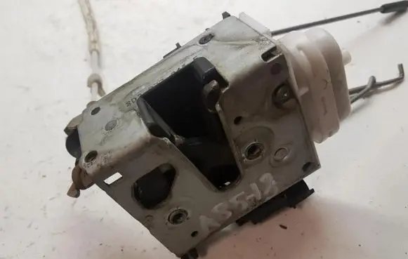 Audi A8 S8 D2 4D Front door lock 4D2837016 A8513