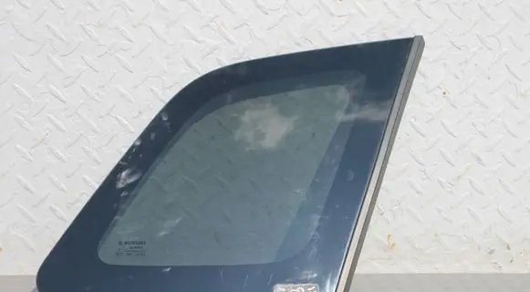 Suzuki Vitara (LY) Rear side window 8458254P00VITARA 8458254P00