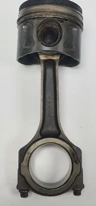 Ford Transit Piston with connecting rod 6R28648