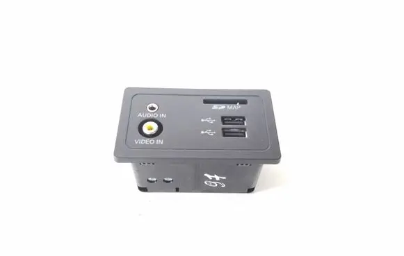 Infiniti Q50 USB socket connector 284H34GA0A