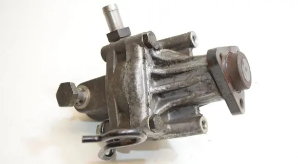 Audi A4 S4 B5 8D Power steering pump 8D0145156A