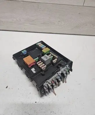 Seat Leon (1P) Fuse module 1K0937125A