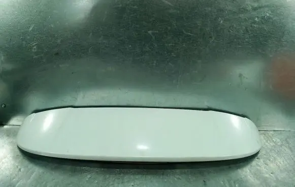 Renault Clio IV Tailgate/trunk spoiler 