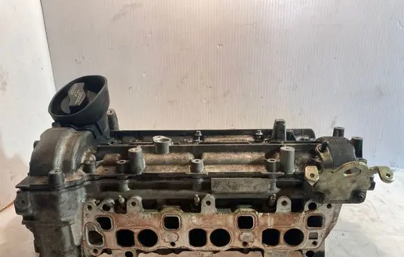 Mercedes-Benz E W211 Engine head A6420108820