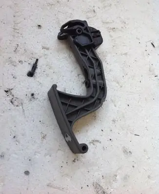 Fiat Ducato Engine bonnet (hood) release handle