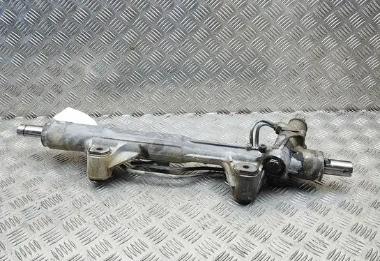 Mitsubishi L200 Steering rack 82010356