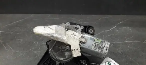 Renault Modus Rear window wiper motor 8200313354A