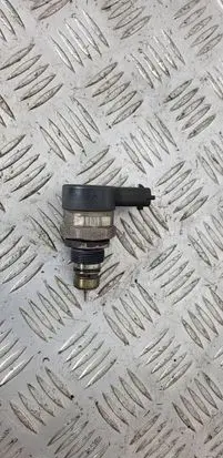 Dodge Nitro Fuel pressure sensor 