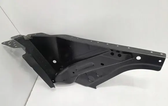 Porsche Panamera (971) Radiator trim 971801879B