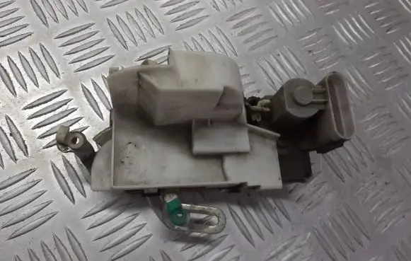 Fiat Punto (188) Front door lock