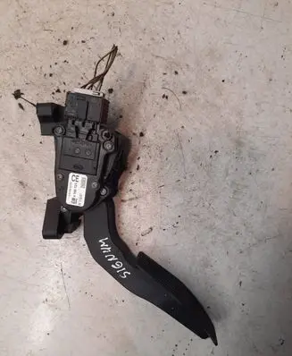 Opel Signum Accelerator throttle pedal 9186724 6PV00832200