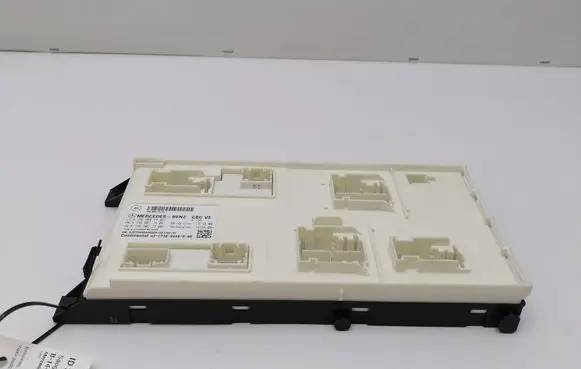Mercedes-Benz CLA C117 X117 W117 Fuse module A1569007402 A1569011400 A1569021300