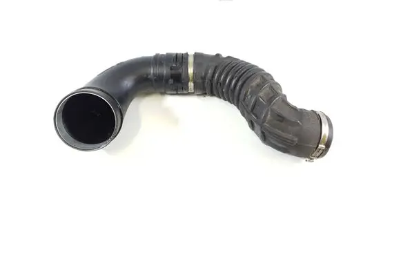 Maserati Ghibli Air intake hose/pipe 670003847 70568888