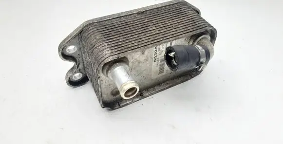 Engine oil radiator