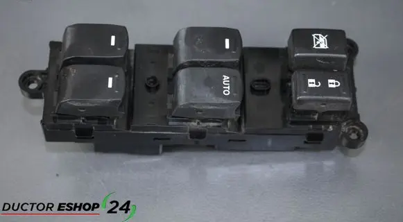 Suzuki SX4 S-Cross Electric window control switch 61M11654 61M1 1654