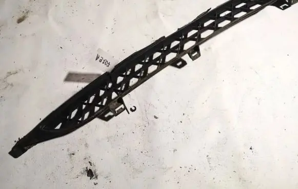 Citroen C4 Grand Picasso Front bumper lower grill 9680403177