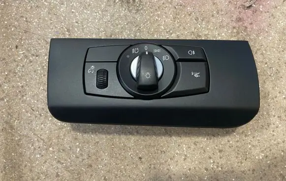 BMW X6 E71 Light switch 9135580