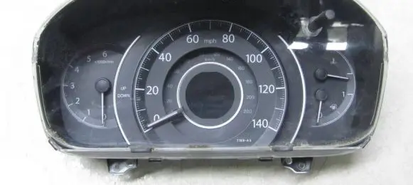 Honda CR-V Speedometer (instrument cluster)