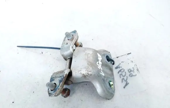 Mitsubishi Galant Rear door lower hinge