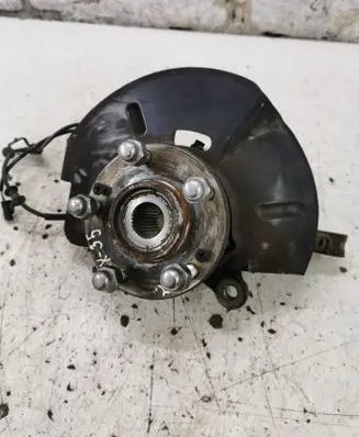 Hyundai ix35 Front wheel hub 2Y510