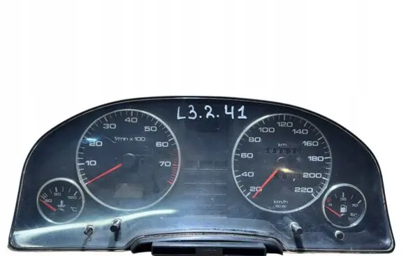 Audi 80 90 S2 B4 Speedometer (instrument cluster) 893919067