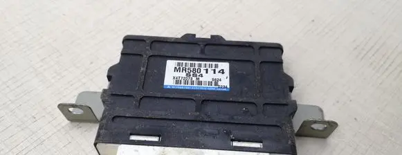 Mitsubishi Pajero Engine control unit/module MR580114