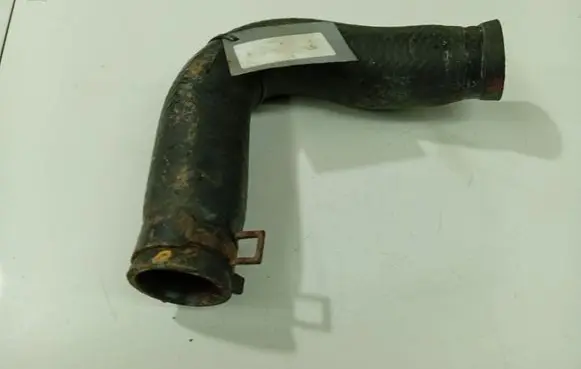 KIA Sorento Engine coolant pipe/hose 