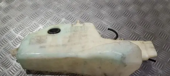 Renault Scenic I Windshield washer fluid reservoir/tank 7700843902 7701708171