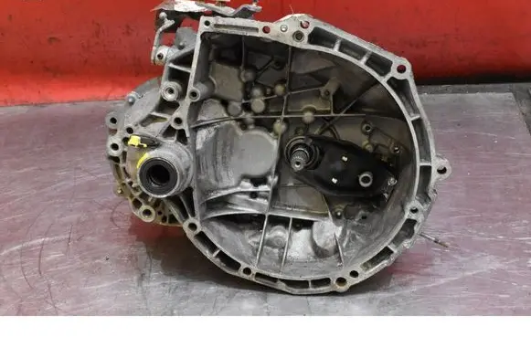 Peugeot 207 CC Manual 6 speed gearbox 20CQ46