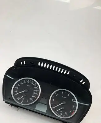 BMW 5 E60 E61 Speedometer (instrument cluster) 6945625