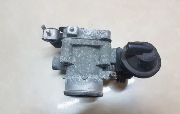 KIA Ceed Throttle valve 367102A350