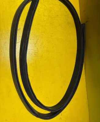 Mercedes-Benz ML W164 Engine compartment rubber 