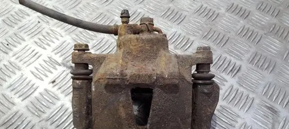 Toyota Yaris Front brake caliper