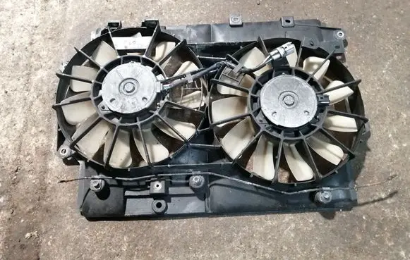 Lexus IS 220D-250-350 Fan set 1636326060