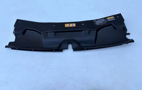 Mercedes-Benz Vito Viano W447 Engine bonnet/hood lock trim molding A4478850236