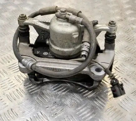 Skoda Superb B8 (3V) Front brake caliper