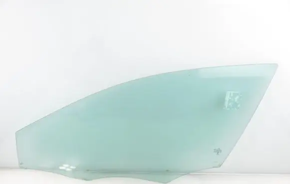 Mercedes-Benz A W176 Front door window glass four-door 