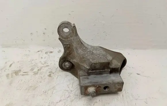 Mazda 3 II Engine mounting bracket BBP7