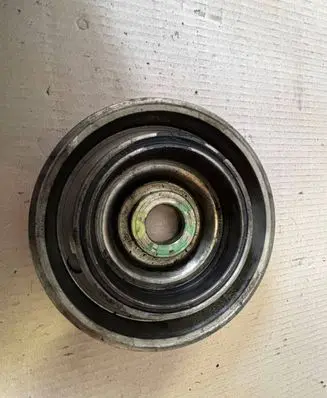 Peugeot 607 Crankshaft pulley 9681640880